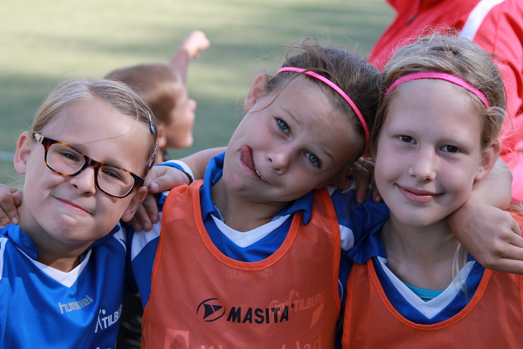 Wedstrijd 1 E2 102.JPG